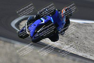 media/Nov-02-2025-Lets Ride (Sun) [[f7a3caa734]]/B Group/1220pm (Turn 2 Outside)/